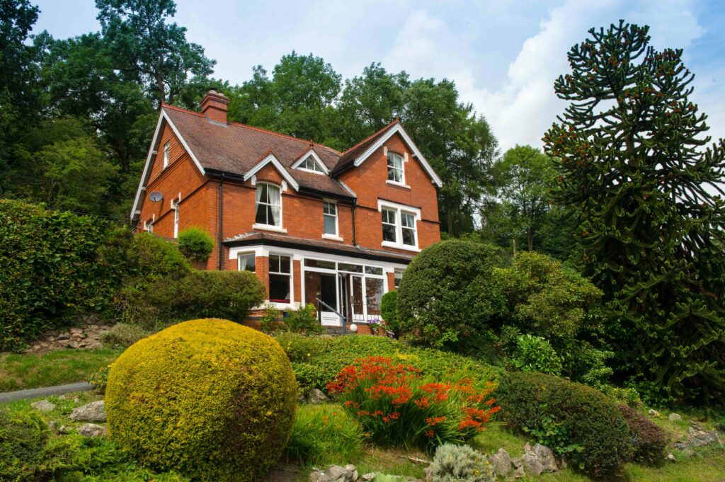 Why Choose Mynd House B&B for Your Shropshire Getaway (Especially for Groups of Up to 15 Guests)